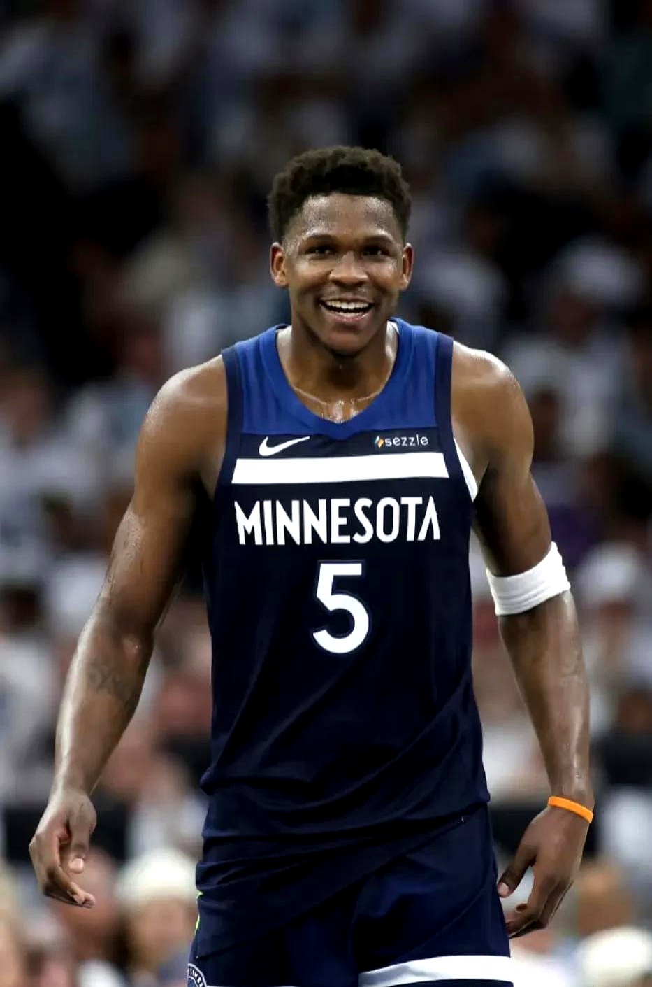 开云app下载-加时末段明尼苏达森林狼调整名单以备NBA总决赛,防线松动环节打磨,更衣室稳定,训练强度明显提升的简单介绍