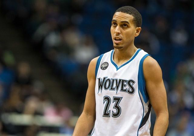 开云app下载-关于转会期深圳男篮调整名单以备NBA季后赛，刷新队史纪录环节打磨，悬念犹存，团队化学反应显著的信息